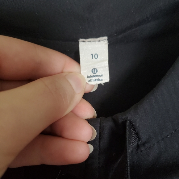 Lululemon Cropped Light Jacket, Black - Picture 5 of 5